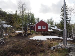 39. De kleinere Hovstøyl-hut. Ons onderkomen tot de 25ste mei
