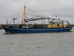 1. WhatsApp: "We liggen in de sluis, Nardi, over een kwartier zwaaien we naar jou!", aldus Janneke van The Lady of Avalon die uit Schotland terug zeilden met meters hoge golven. Die kwamen van de "near gale" die rond zuid Noorwegen raast