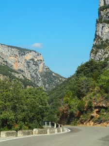 29. Bergweg door Valle de Roncal