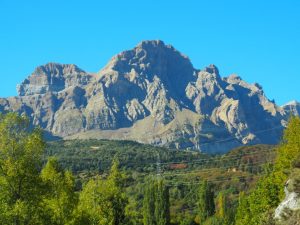 6. Puerto Cotefablo, de verbindingsweg tussen Biescas en Torla